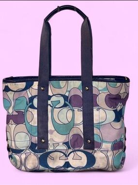 Coach Kyra Daisy Scarf Print Tote Bag - No Shoulder Strap.